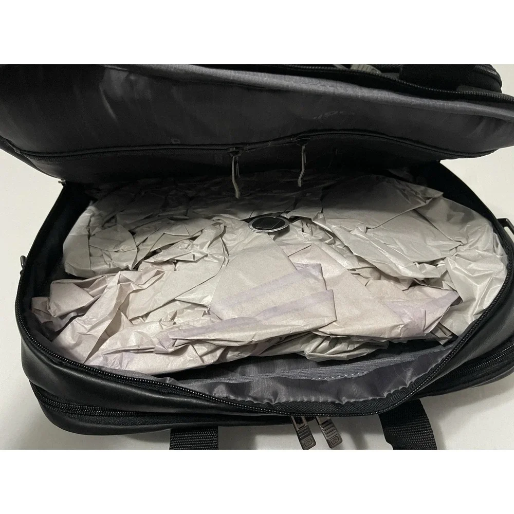 NWT OGIO Dividend Messenger 417017 Black Columbian Leather Professional‎